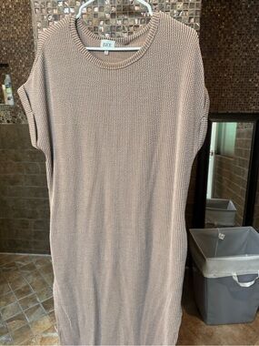 BKE Taupe Knit Midi Shift Dress